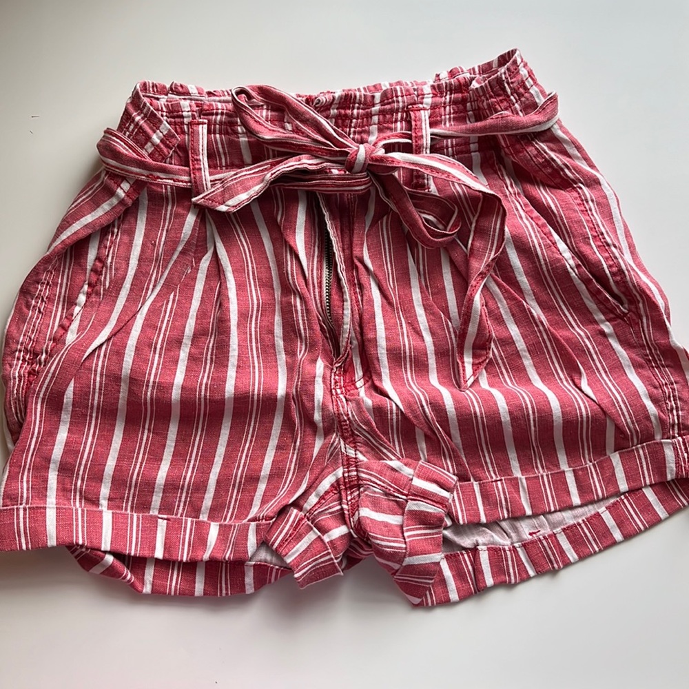 American Eagle High Rise Striped Paperbag Shorts